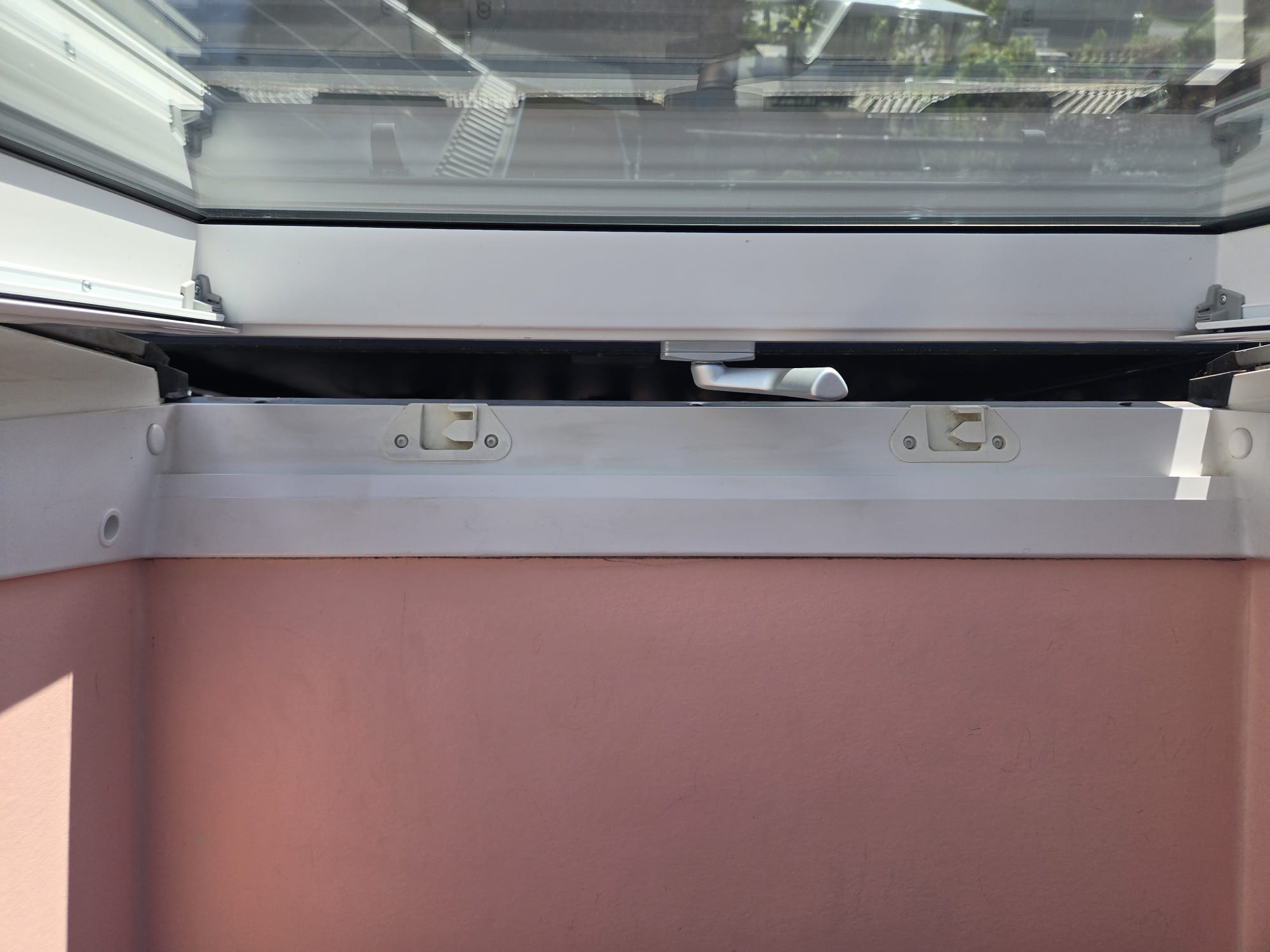 Dachfenster nach der Glasreinigung